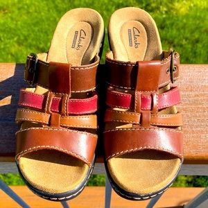 Clark’s Collection new Leather mule type sandal Adjustment Buckle LIKE BRAND NEW